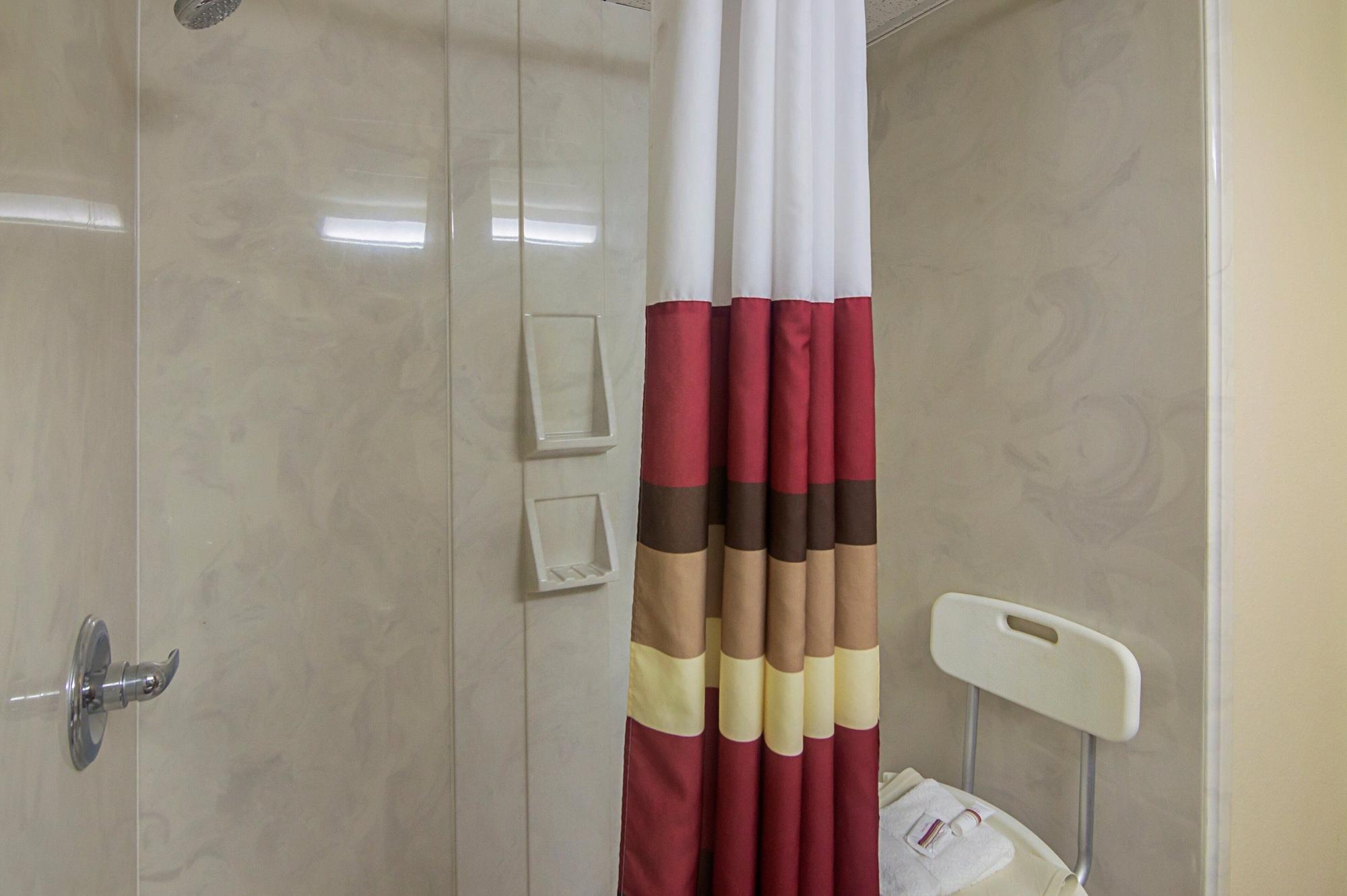 Red Roof Inn Лаббок Экстерьер фото